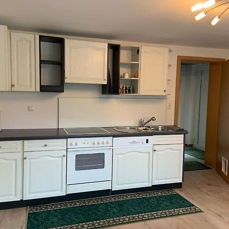 Schoene Moderne & Rustikale Einliegerwohnung Mit Kueche シュランベルク エクステリア 写真